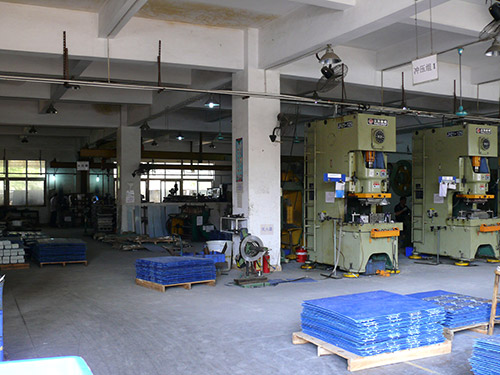 Stamping workshop