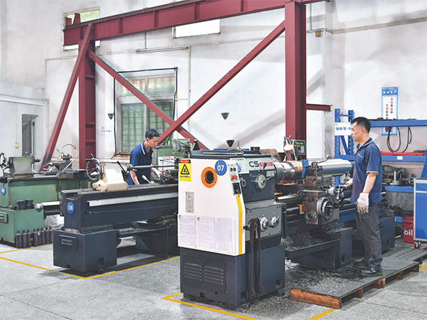 engine lathe