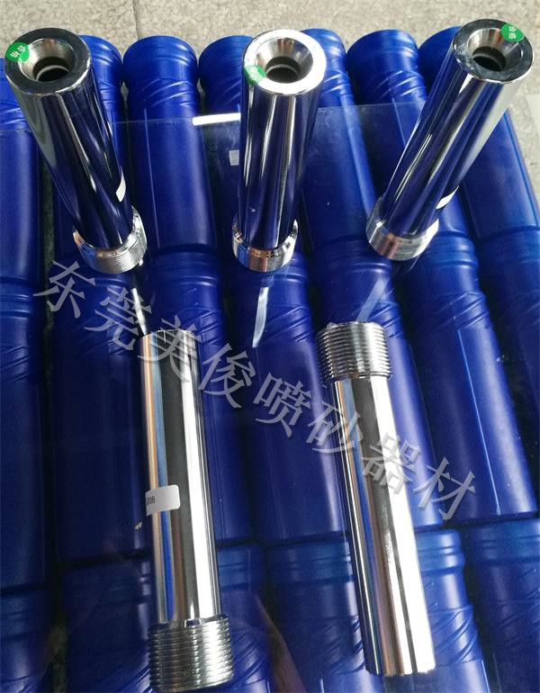 Single-inlet sandblasting gun, single-inlet nozzle