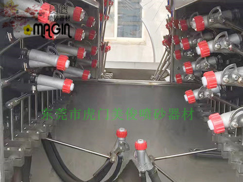 Water blasting gun, water blasting machine