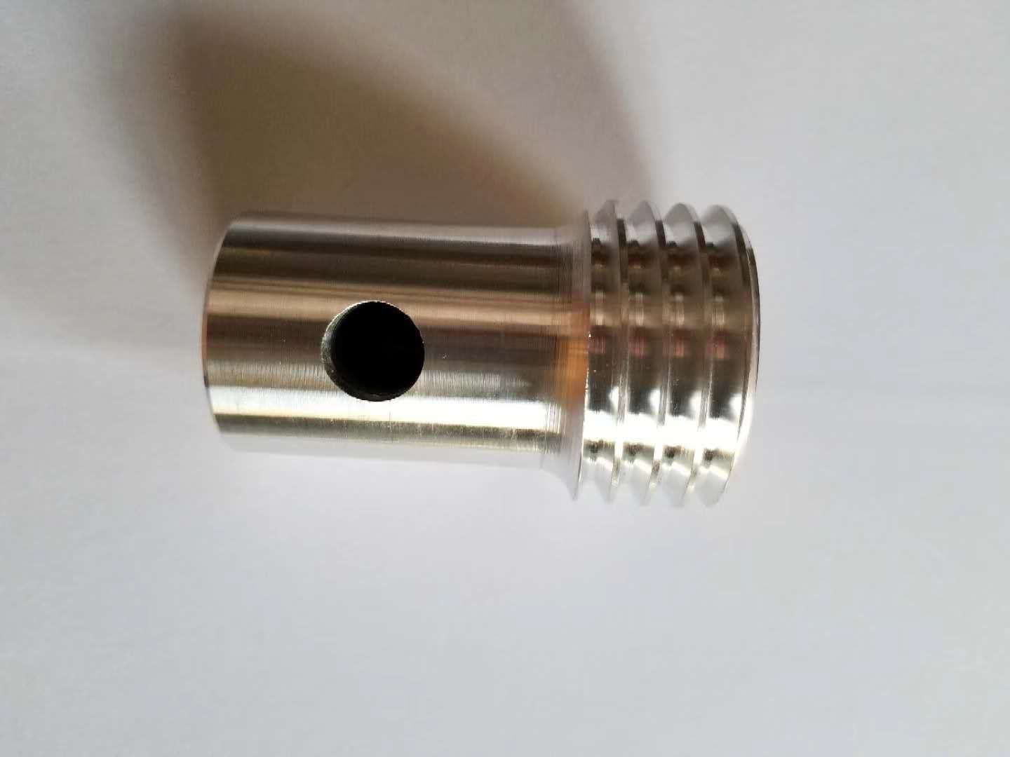 Sandblasting gun for pipe inner wall, side hole nozzle, inner wall nozzle