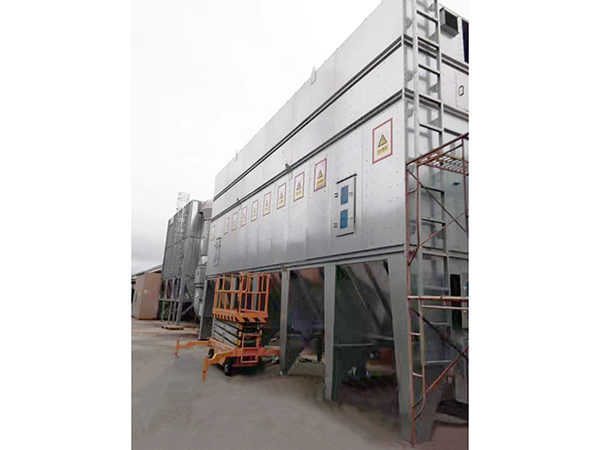 Dust collector for the home industry