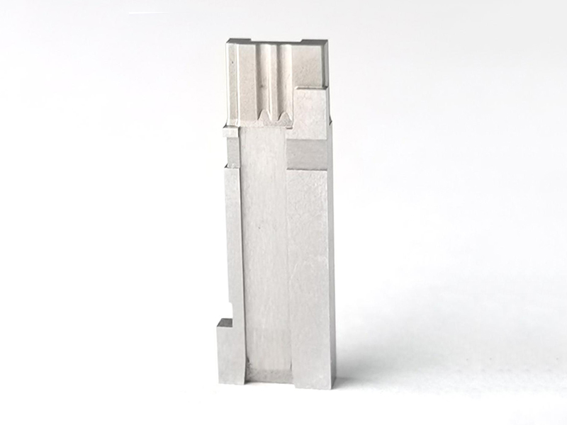 What are the considerations for the material of connector molds? Practical knowledge on material selection for precision injection molding
