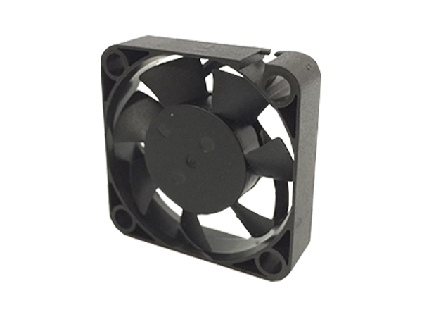 What are the advantages of the all-in-one machine fan?