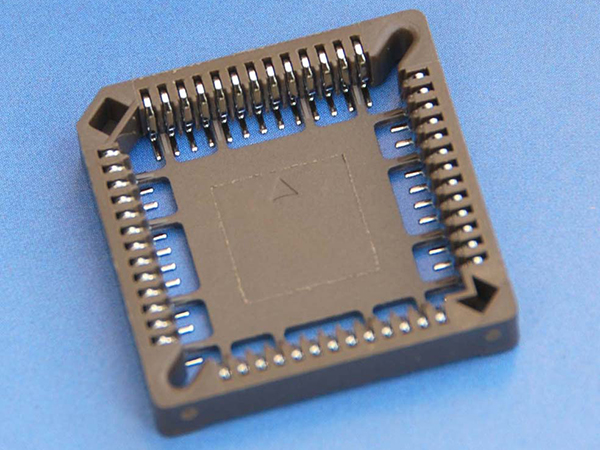 4012 PLCC-52-M-XX-X-1
