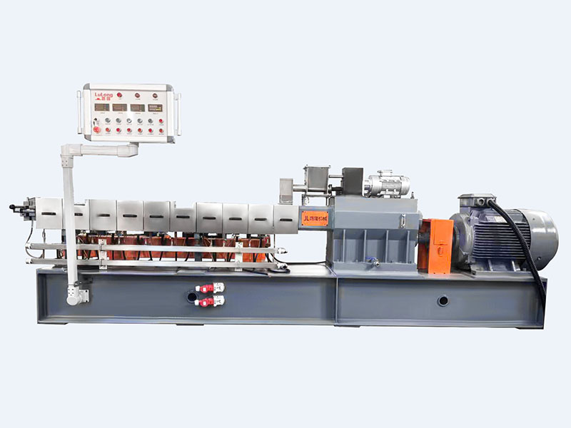 LTE52 twin screw extruder