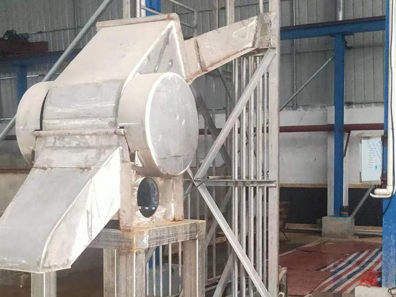 Large ice crusher (for 50–100 kg blocks)