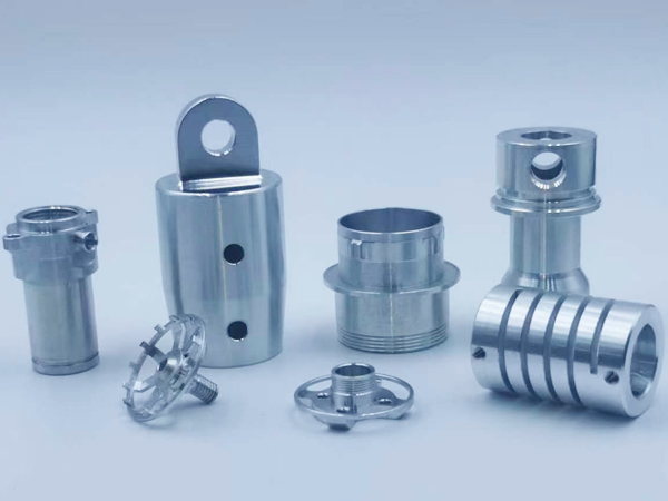 Advantages of CNC Vertical Machining Centers