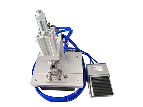 SILICONE CATHETER PUNCHING MACHINE