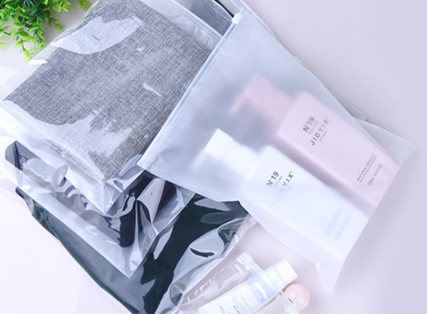 Breathable/frosted Zipper bag